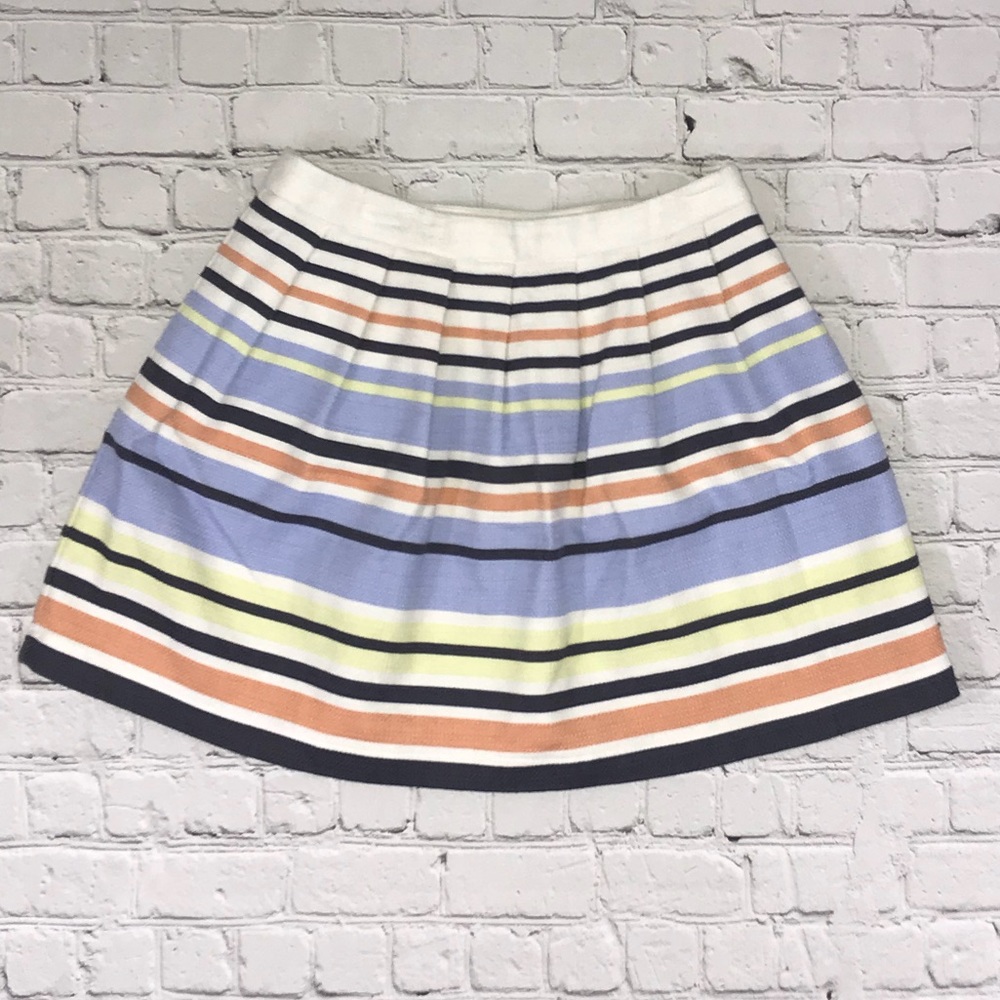 Forever 21 Essentials pleated mini skirt size XS